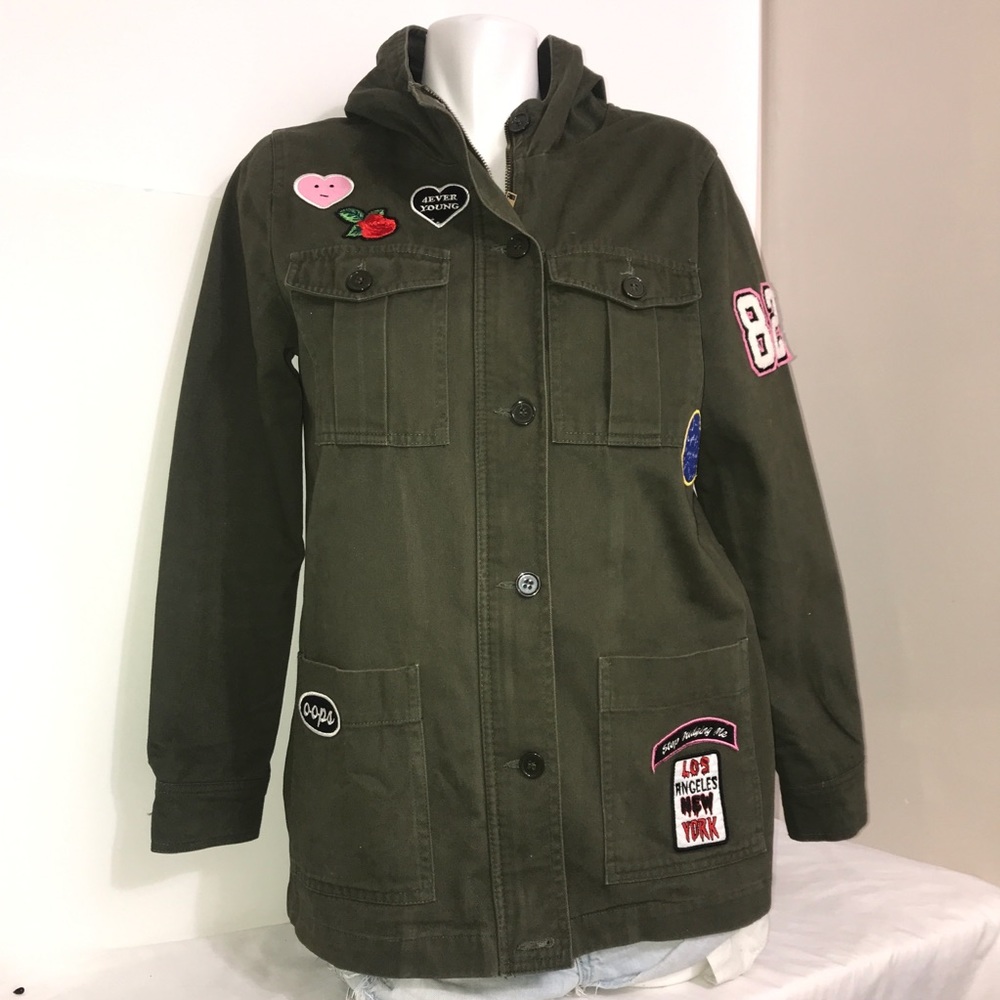 Forever 21 Retro Patch Camo Light Cargo Jacket